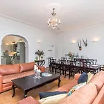 Apartment Georgian Townhouse *