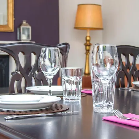 Georgian Townhouse Apartment