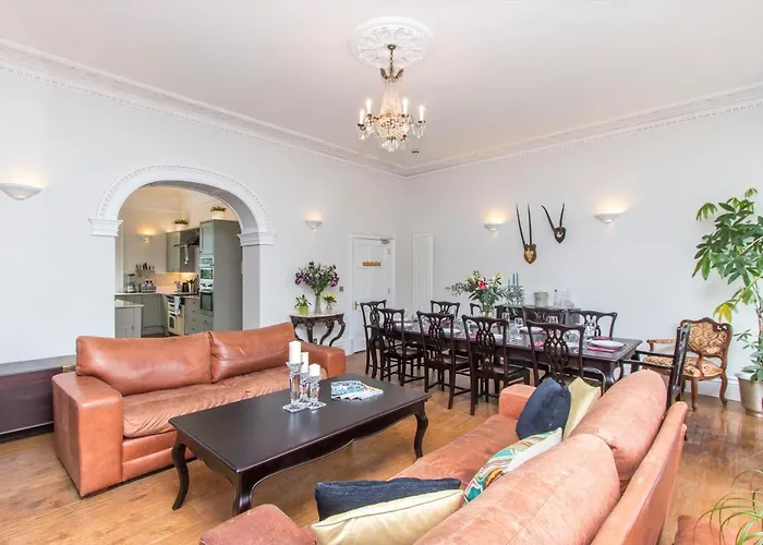 Apartment Georgian Townhouse *